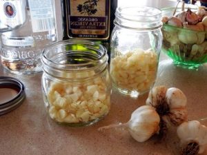 5 методів лікування впл часником, допоможе він видалити (вивести) папіломи